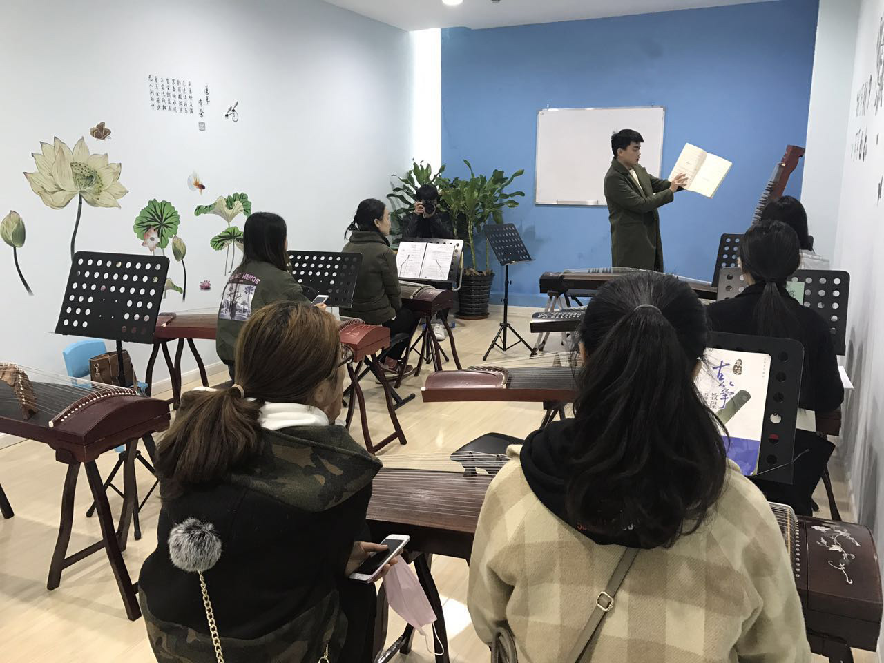 古筝.jpg